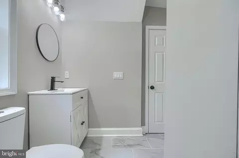 Entry Way - 3509 Sequoia Ave, Baltimore, MD 21215 photo 12 of 12