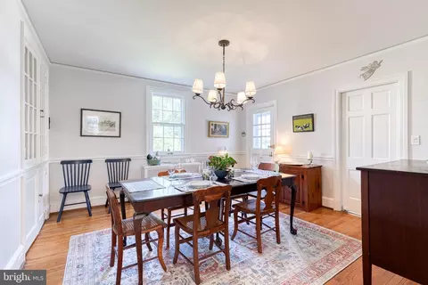 Dining - 3 Saint Dunstans Garth, Baltimore, MD 21212 photo 1 of 3