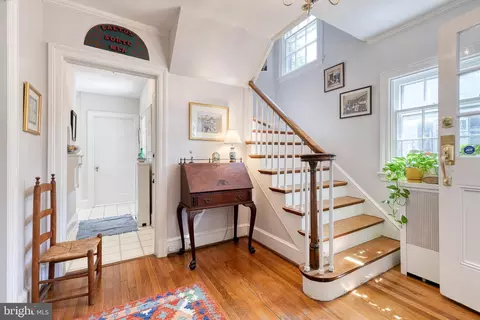 Entry Way - 3 Saint Dunstans Garth, Baltimore, MD 21212 photo 3 of 6