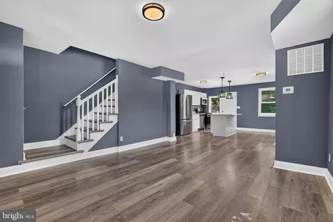 Entry Way - 5605 Highgate Dr, Baltimore, MD 21215 photo 1 of 12