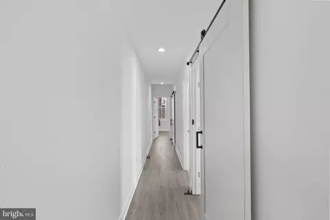 Entry Way - 455 E Lorraine Ave, Baltimore, MD 21218 photo 7 of 9