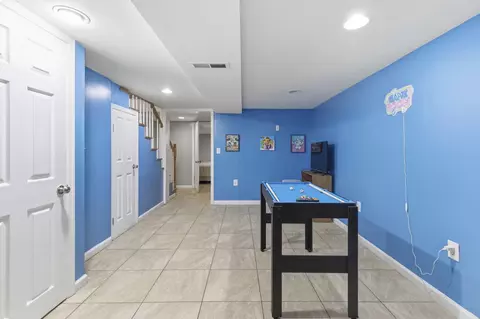 Entry Way - 3636 Roberts Pl, Baltimore, MD 21224 photo 6 of 7
