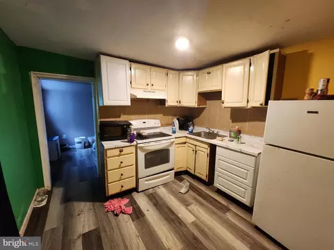 Kitchen - 112 Stricker St, Baltimore, MD 21223 photo 1 of 2