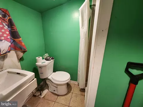 Bath - 112 Stricker St, Baltimore, MD 21223 photo 1 of 2