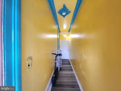 Entry Way - 112 Stricker St, Baltimore, MD 21223 photo 3 of 11