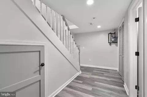 Entry Way - 4816 Beaufort Ave, Baltimore, MD 21215 photo 6 of 6