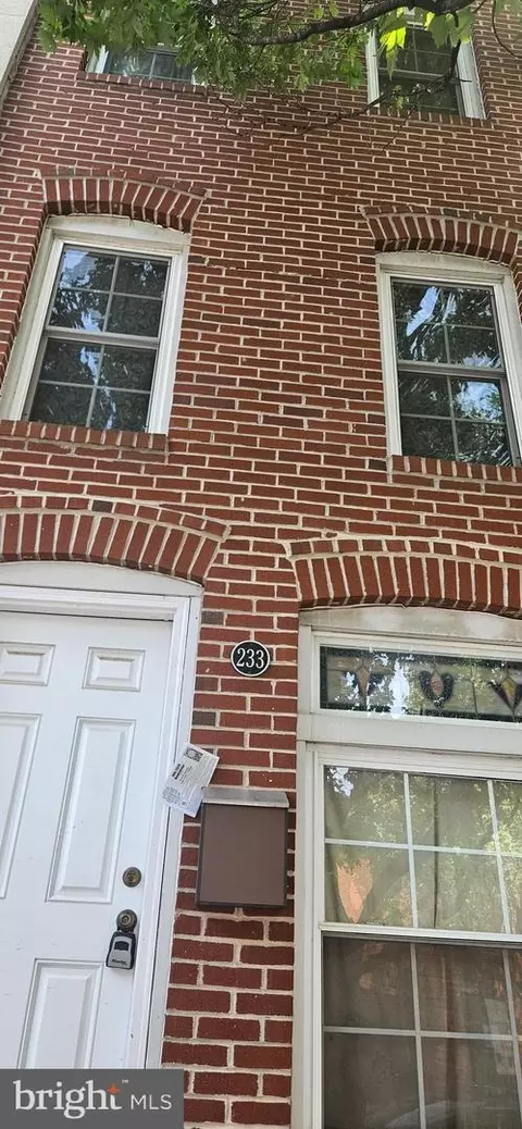 233 S Wolfe St S, Baltimore, MD 21231 photo 2