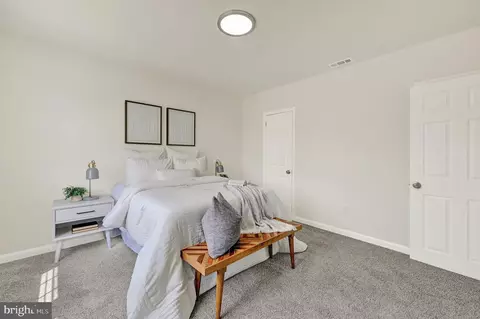 Bedroom - 5829 The Alameda, Baltimore, MD 21239 photo 6 of 6