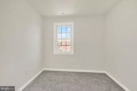 Bedroom - 5829 The Alameda, Baltimore, MD 21239 photo 1 of 6