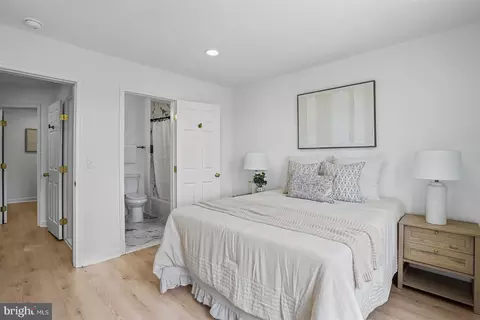 Bedroom - 38 N Monastery Ave, Baltimore, MD 21229 photo 4 of 6
