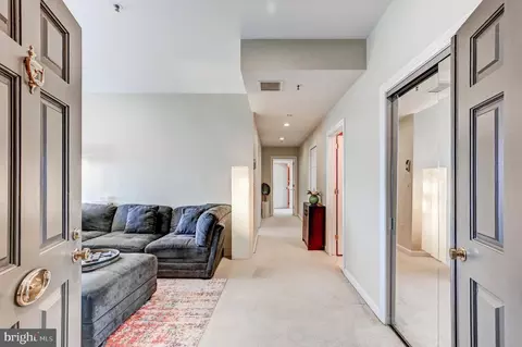 Entry Way - 10 E Lee St #2103, Baltimore, MD 21202 photo 1 of 2