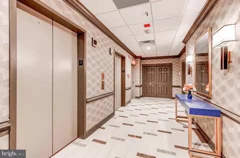 Entry Way - 10 E Lee St #2103, Baltimore, MD 21202 photo 2 of 2