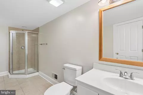 Bath - 109 E West St, Baltimore, MD 21230 photo 3 of 3
