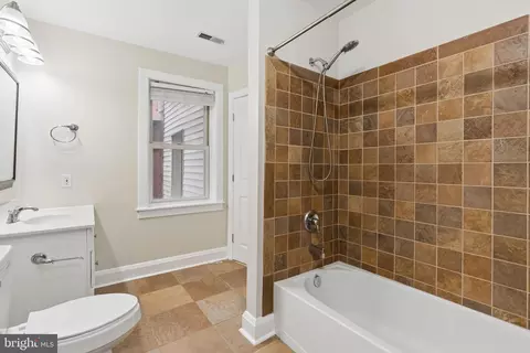 Bath - 109 E West St, Baltimore, MD 21230 photo 1 of 3