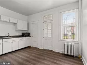 Entry Way - 121 S Monastery Ave S, Baltimore, MD 21229 photo 2 of 2
