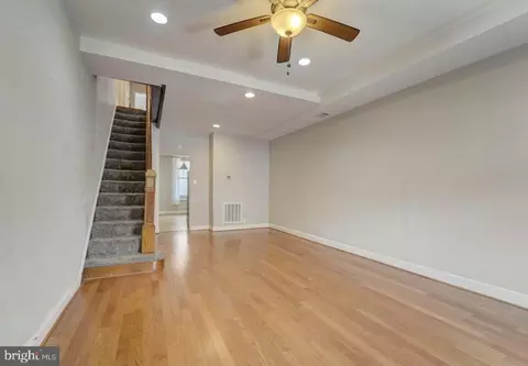 Entry Way - 3129 Fleet St, Baltimore, MD 21224 photo 2 of 3