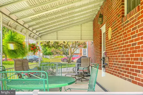 Exterior - 6012 Winthrope Ave, Baltimore, MD 21206 photo 5 of 10