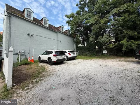 900 Tyson St, Baltimore, MD 21201 photo 2