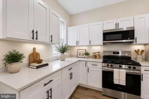 Kitchen - 3324 Edmondson Ave, Baltimore, MD 21229 photo 1 of 4
