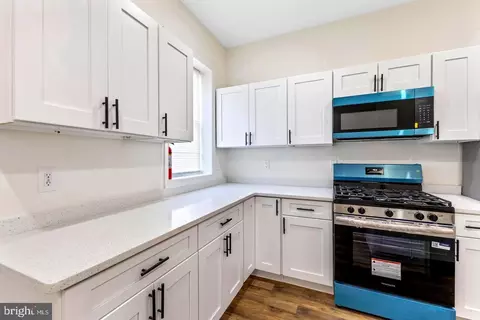 Kitchen - 3324 Edmondson Ave, Baltimore, MD 21229 photo 2 of 4