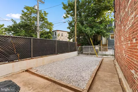Exterior - 1640 N Wolfe St, Baltimore, MD 21213 photo 4 of 8