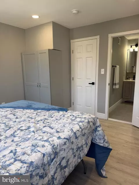 Bedroom - 1640 N Wolfe St, Baltimore, MD 21213 photo 2 of 3