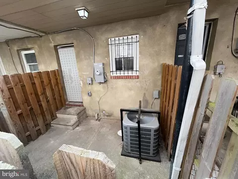 Exterior - 556 Gold St, Baltimore, MD 21217 photo 1 of 1