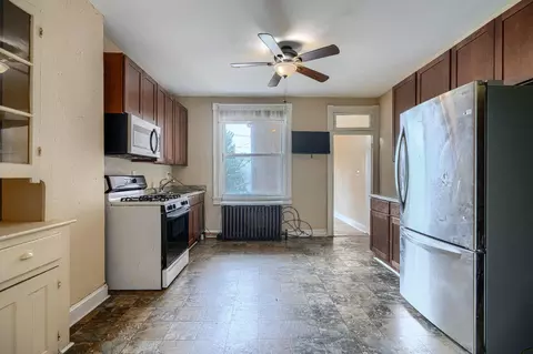 Kitchen - 611 E 36th St, Baltimore, MD 21218 photo 2 of 3