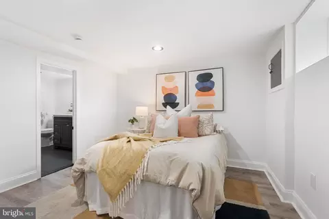 Bedroom - 5102 The Alameda, Baltimore, MD 21239 photo 1 of 4