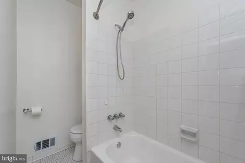 Bath - 109 Scott St, Baltimore, MD 21201 photo 4 of 4