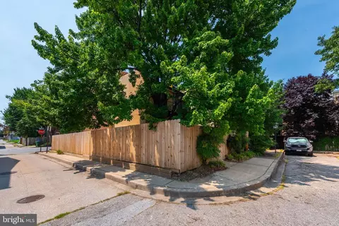 Exterior - 109 Scott St, Baltimore, MD 21201 photo 13 of 15