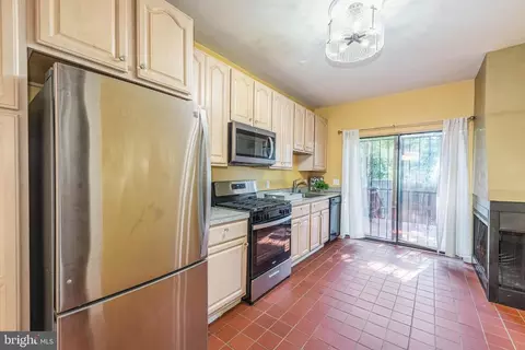 Other - 109 Scott St, Baltimore, MD 21201 photo 2 of 7