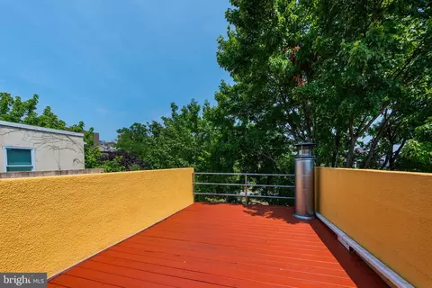 Exterior - 109 Scott St, Baltimore, MD 21201 photo 2 of 15