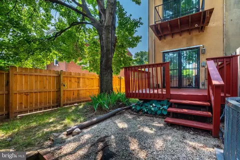 Exterior - 109 Scott St, Baltimore, MD 21201 photo 11 of 15