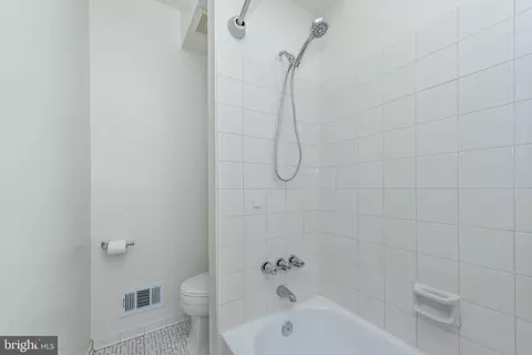 Bath - 109 Scott St, Baltimore, MD 21201 photo 2 of 4