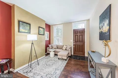Entry Way - 109 Scott St, Baltimore, MD 21201 photo 3 of 6