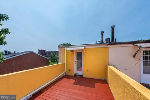 Exterior - 109 Scott St, Baltimore, MD 21201 photo 4 of 15