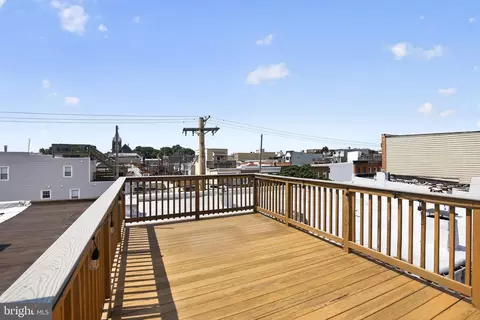 Exterior - 1530 E Clement St, Baltimore, MD 21230 photo 1 of 4