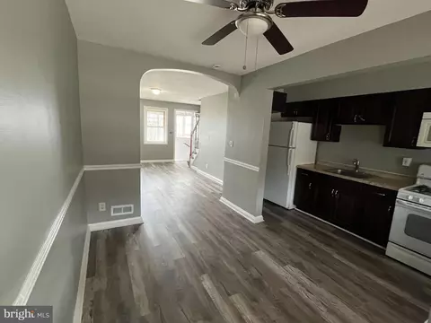 Entry Way - 336 Kane St, Baltimore, MD 21224 photo 2 of 3