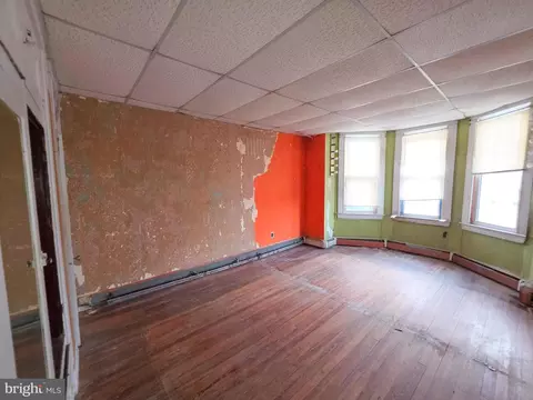 Living - 1622 Ruxton Ave, Baltimore, MD 21216 photo 5 of 5