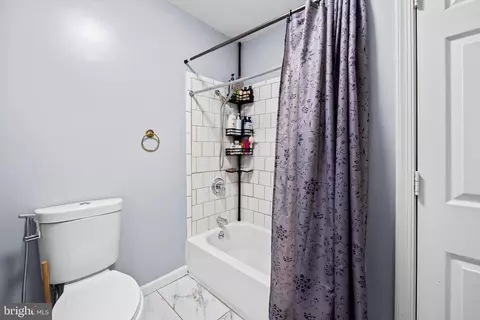 Bath - 236 S Gilmor St, Baltimore, MD 21223 photo 1 of 1