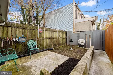 Exterior - 236 S Gilmor St, Baltimore, MD 21223 photo 1 of 5