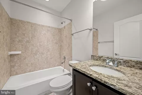 Entry Way - 25 Birckhead St, Baltimore, MD 21230 photo 5 of 6