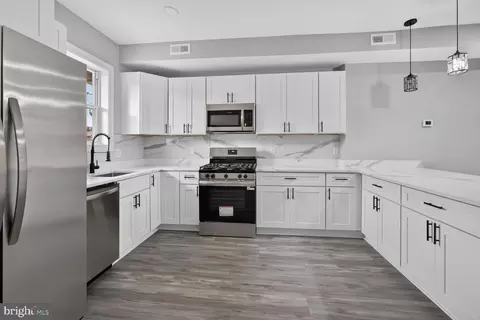 Kitchen - 2605 E Hoffman St, Baltimore, MD 21213 photo 1 of 1
