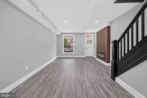 Living - 2605 E Hoffman St, Baltimore, MD 21213 photo 2 of 2