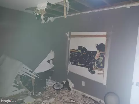 2103 Wilhelm St, Baltimore, MD 21223 photo 5
