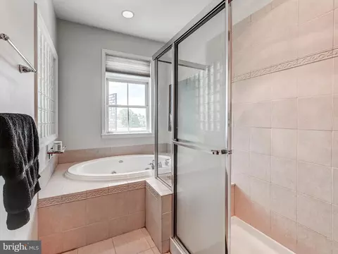 Bath - 1319 Covington St, Baltimore, MD 21230 photo 5 of 5