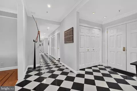 10 E Lee St #1701, Baltimore, MD 21202 photo 27