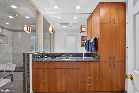 10 E Lee St #1701, Baltimore, MD 21202 photo 17