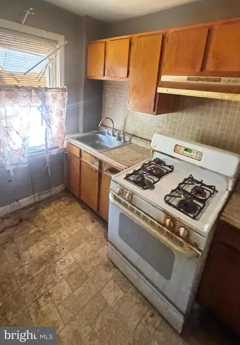 3617 Kenyon Ave, Baltimore, MD 21213 photo 9